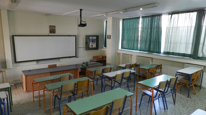 Μαθητές κάνουν ομαδική κοπάνα λόγω…Black Friday