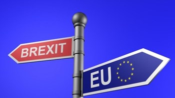 Συμφωνία Βρετανίας-ΕΕ για τη «μετά Brexit» εποχή