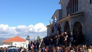 Ο επίλογος της τραγωδίας στην Κυπαρισσία – Το τελευταίο αντίο στον 15χρονο Ενρίκο – ΦΩΤΟ