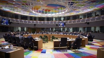 EuroWorking Group: Η Ελλάδα πρέπει να τηρήσει όλες τις δεσμεύσεις της για τις μεταρρυθμίσεις