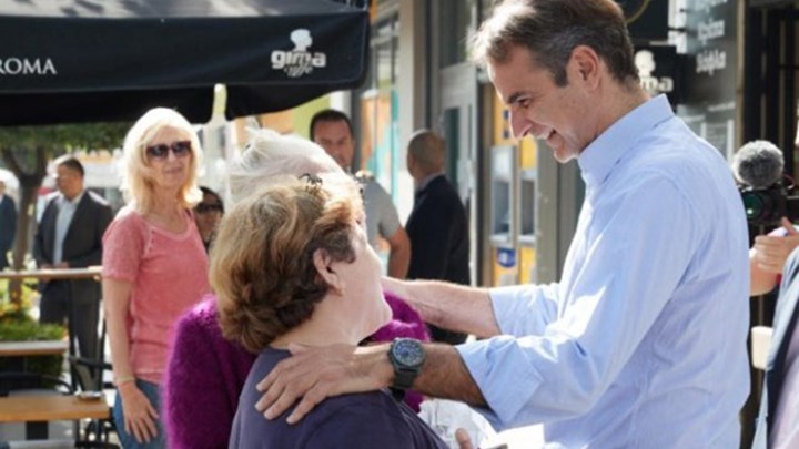 Κάτοικος Κυψέλης σε Μητσοτάκη: Τι γκόμενος είσαι; – ΒΙΝΤΕΟ