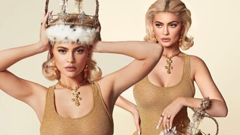 “Φωτιά” στο instagram έβαλε η Κάιλι Τζένερ με το νέο ημερολόγιό της – ΦΩΤΟ