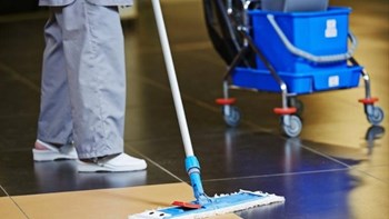 Η εξομολόγηση της καθαρίστριας: Δεν το έκανα για να πλουτίσω – Ήθελα απλώς μια δουλειά – ΒΙΝΤΕΟ