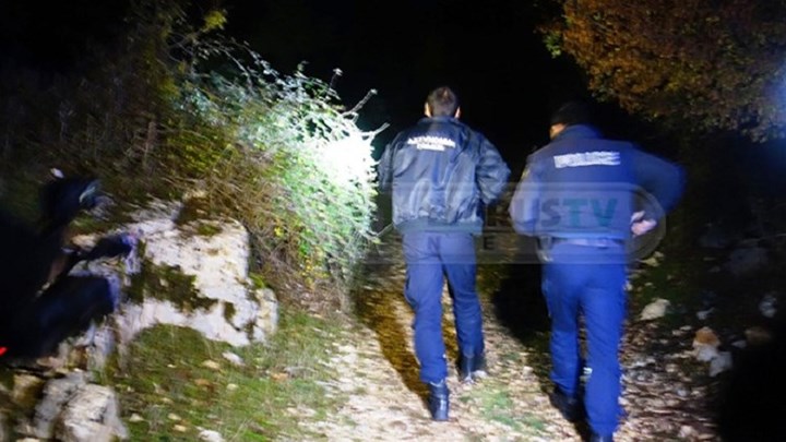 Αστυνομικοί “σαρώνουν” τη Βήσσανη μετά τη φονική συμπλοκή με κακοποιούς – ΒΙΝΤΕΟ