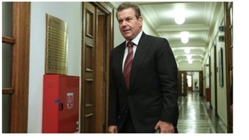 Υπ. Εργασίας: Πλήρης σύνταξη με 15ετία για όσους πάσχουν από  δρεπανοκυτταρική ή μικροδρεπανοκυτταρική αναιμία