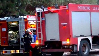 Φορτηγό προσέκρουσε σε όχημα της Πυροσβεστικής – Στο νοσοκομείο δύο πυροσβέστες