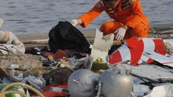 Ινδονησία: Ακατάλληλο για πτήση ήταν το αεροσκάφος της Lion Air που συνετρίβη