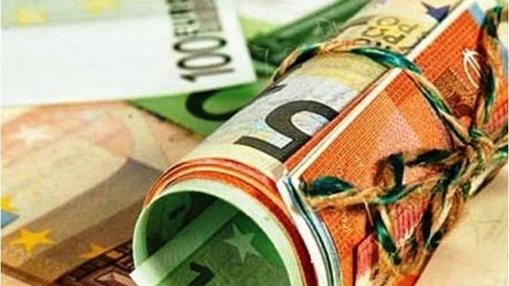 Όλες οι λεπτομέρειες για το κοινωνικό μέρισμα, τη μείωση σε ΕΝΦΙΑ και φορολογία επιχειρήσεων