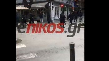 ΒΙΝΤΕΟ αναγνώστη από τα επεισόδια μετά την πορεία μαθητών στη Θεσσαλονίκη