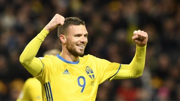 Μάνατζερ έχει κάνει επαφή με Μπεργκ για λογαριασμό Ολυμπιακού και ΠΑΟΚ