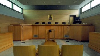 Διεκόπη η δίκη του C4i λόγω…ψύχους