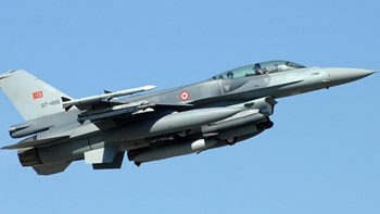 Συνεχίζουν να προκαλούν οι Τούρκοι στο Αιγαίο: Μία εικονική αερομαχία και επτά παραβιάσεις