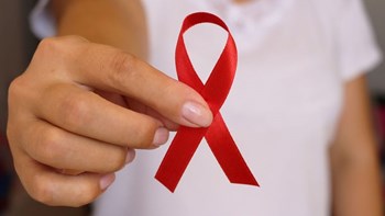 Σήμερα η Παγκόσμια Ημέρα κατά του AIDS – 35 εκατ. θάνατοι τα τελευταία 30 χρόνια