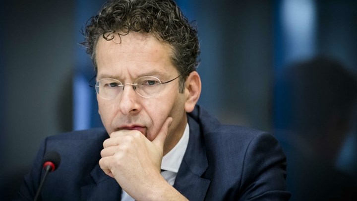 Ντάισελμπλουμ: Αν είχαμε αφήσει την Ελλάδα να φύγει από το ευρώ, η Ευρωζώνη θα βυθιζόταν στο χάος