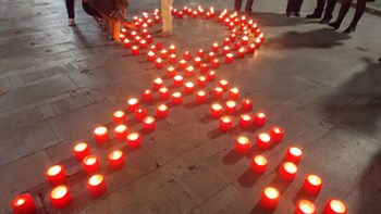 Παγκόσμια Ημέρα κατά του AIDS: Περίπου 37 εκατ. άνθρωποι ζουν με τον ιό HIV