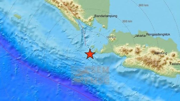Σεισμός μεγέθους 6,5 βαθμών «χτύπησε» την Ινδονησία