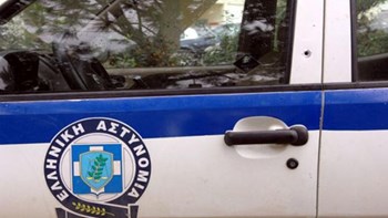 Άνδρας δάγκωσε και χτύπησε αστυνομικούς που τον σταμάτησαν για έλεγχο