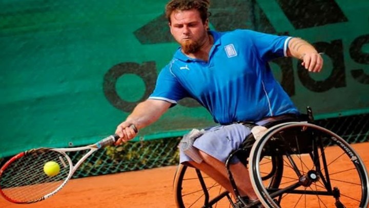 Πρωταθλητής τένις με αμαξίδιο στον Realfm 97.8: Μου έκοψαν το επίδομα για ενάμιση χρόνο και δεν μπορούσα να ζήσω