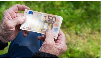 ΑΔΕΔΥ: Στα 465 ευρώ τον μήνα φτάνουν οι μειώσεις στις συντάξεις με τον νόμο Κατρούγκαλου