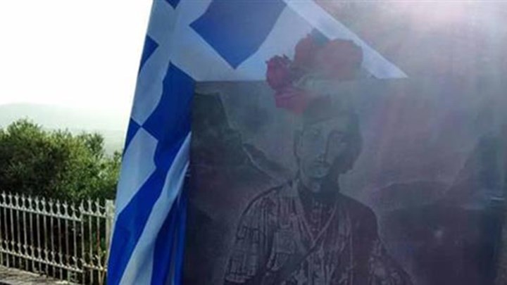 Αλβανοί εθνικιστές βανδάλισαν μνημείο σε χωριό της Βορείου Ηπείρου – ΦΩΤΟ