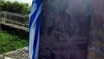 Νέα πρόκληση στη Βόρεια Ήπειρο: Κατέστρεψαν το μνημείο του οπλαρχηγού Θύμιου Λώλη – ΦΩΤΟ