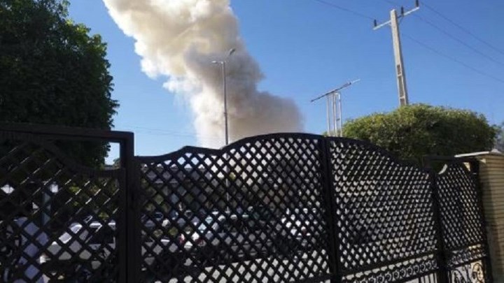 Τρεις νεκροί από την έκρηξη παγιδευμένου αυτοκινήτου στο Ιράν – ΒΙΝΤΕΟ