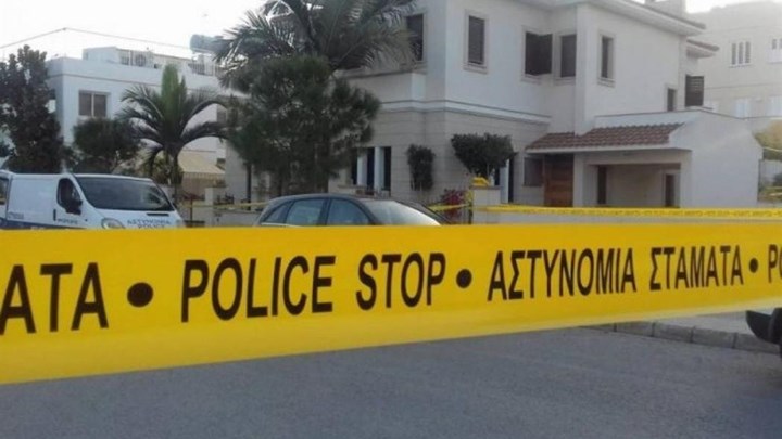 Δίκη διπλού φονικού στην Κύπρο: Παρουσιάστηκε το φονικό μαχαίρι