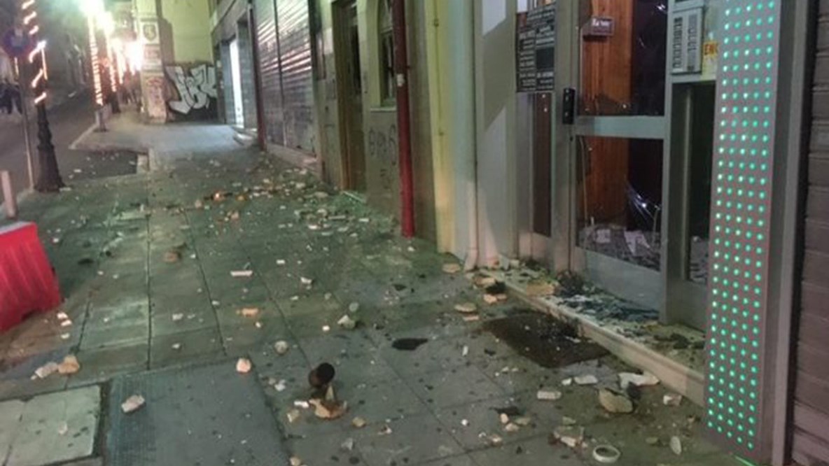 Δέκα προσαγωγές μετά τα μικρής έκτασης επεισόδια στο Αγρίνιο