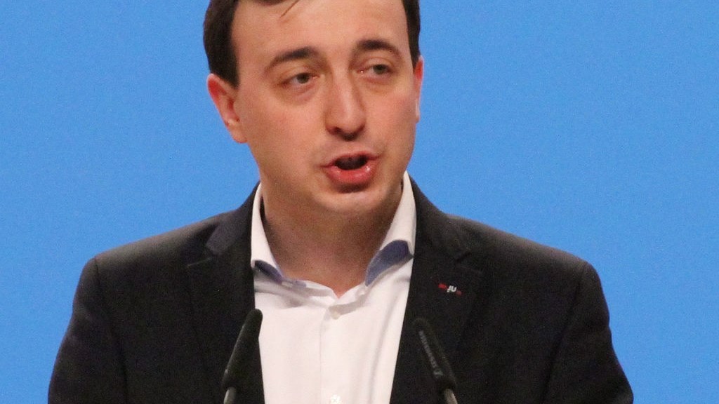 Ο 33χρονος Πάουλ Τσίμιακ νέος Γενικός Γραμματέας του Χριστιανοδημοκρατικού κόμματος CDU