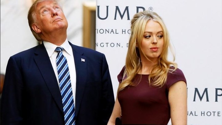 Αυτός είναι ο νέος σύντροφος της μικρότερης κόρης του Τραμπ – Γνωρίστηκαν στην Ελλάδα – ΦΩΤΟ