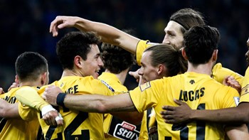 ΑΕΚ – Λαμία 2-0 (47′)