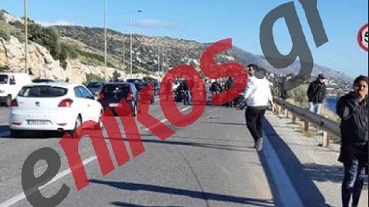 Σοκάρουν οι εικόνες από το δυστύχημα στην Αθηνών – Σουνίου – ΦΩΤΟ αναγνώστη