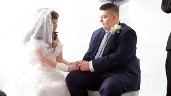 Η συγκινητική ιστορία μιας 36χρονης καρκινοπαθούς – Πέθανε μια εβδομάδα μετά τον γάμο των ονείρων της – ΦΩΤΟ