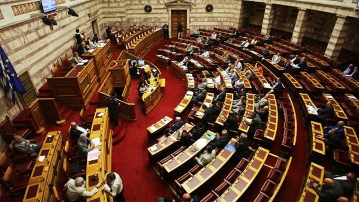 Κατατέθηκε η τροπολογία για επιδότηση εργοδοτικών εισφορών νέων εργαζομένων
