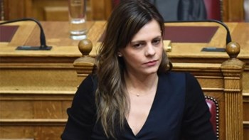 Αχτσιόγλου: Από την 1η Ιανουαρίου 620.000 συνταξιούχοι θα δουν αυξήσεις