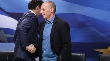 FAZ: “Δεν πλακώθηκαν ποτέ” Ντάισελμπλουμ – Βαρουφάκης