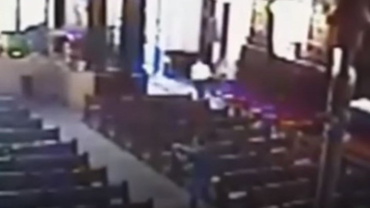 Μακελειό στη Βραζιλία – Ένοπλος εισέβαλε σε εκκλησία και σκότωσε τέσσερις ανθρώπους – ΒΙΝΤΕΟ