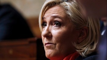 Λεπέν: Θα πρέπει να εφαρμόσουμε συνθήκες ενός πραγματικού πολέμου