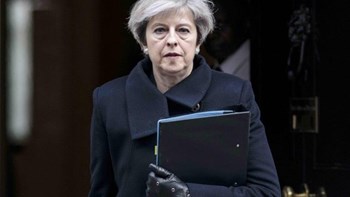 Αυτό είναι το ψηφοδέλτιο για την πρόταση μομφής κατά της Τερέζα Μέι – ΦΩΤΟ