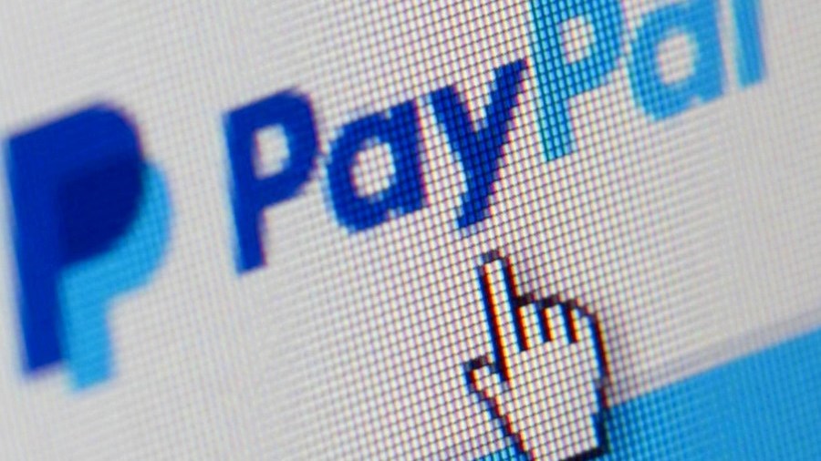 Σας ενδιαφέρει: Χάκαραν προσωπικά δεδομένα και κάρτες της PayPal