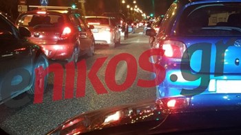 Κυκλοφοριακό κομφούζιο στη Λεωφόρο Ποσειδώνος – ΦΩΤΟ αναγνώστη