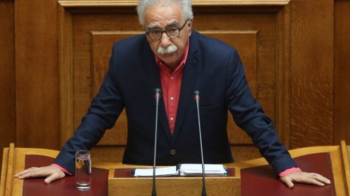 Είσοδο στα πανεπιστήμια με απολυτήριο Λυκείου προωθεί το Υπουργείο Παιδείας
