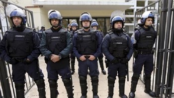 Συναγερμός στην Πορτογαλία για διαδηλώσεις εμπνευσμένες από τα “κίτρινα γιλέκα”