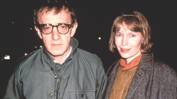 Καυτές αποκαλύψεις για τον Γούντι Άλεν – Η σχέση με μια 16χρονη – Το ερωτικό τρίγωνο με τη Μία Φάροου