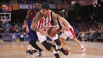 Μπαρτσελόνα – Ολυμπιακός 48-55 (30′)