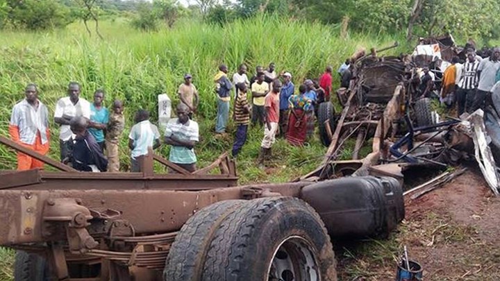 Τραγωδία στην Ουγκάντα – Tουλάχιστον 19 νεκροί σε τροχαίο