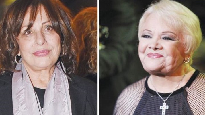 Συγκίνηση: Η Χαρούλα Αλεξίου επισκέφτηκε τη Μαίρη Λίντα στο γηροκομείο