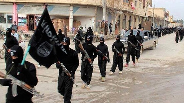 Η Ιnterpol προειδοποιεί: Κίνδυνος νέων επιθέσεων από το Ισλαμικό Κράτος