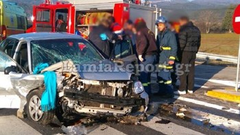 Σοβαρό τροχαίο στην Μακρακώμη – Τέσσερις τραυματίες -ΦΩΤΟ