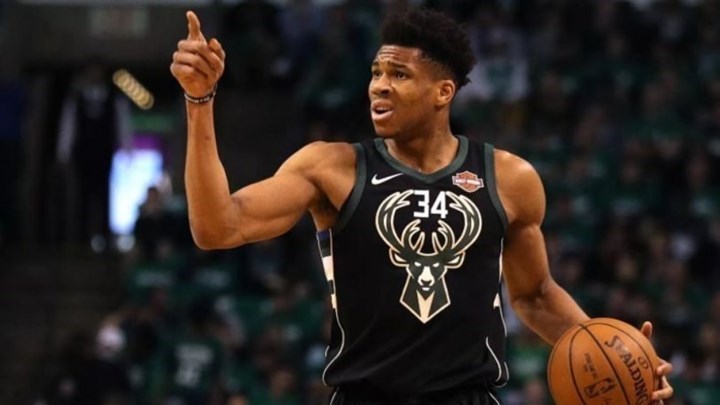 Ο Αντετοκούνμπο έγινε πρωτοσέλιδο στη “New York Post” – ΦΩΤΟ